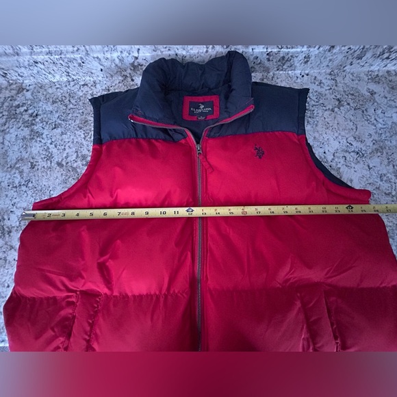 U.S. Polo Assn. Men’s Puffer Vest Red Navy Blue Logo Full Zip Warm Size XL - Picture 8 of 9